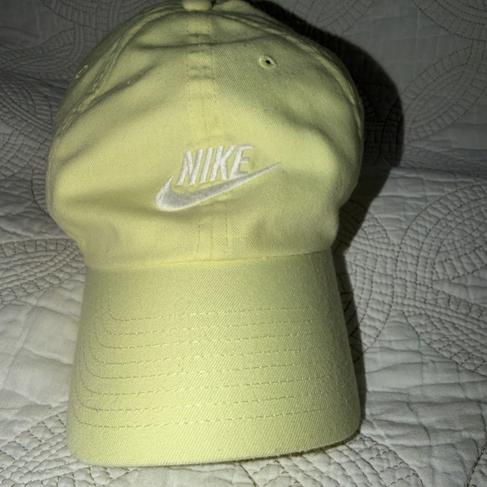 Nike Heritage86 H86 Essential Futura Cap Yellow Hat Classic Unisex 913011 700